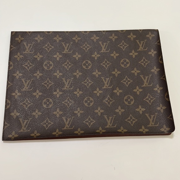 Louis Vuitton document holder - Picture 10 of 12